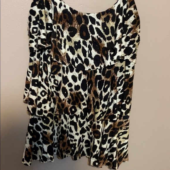 Leopard top 🧸 - Picture 2 of 5